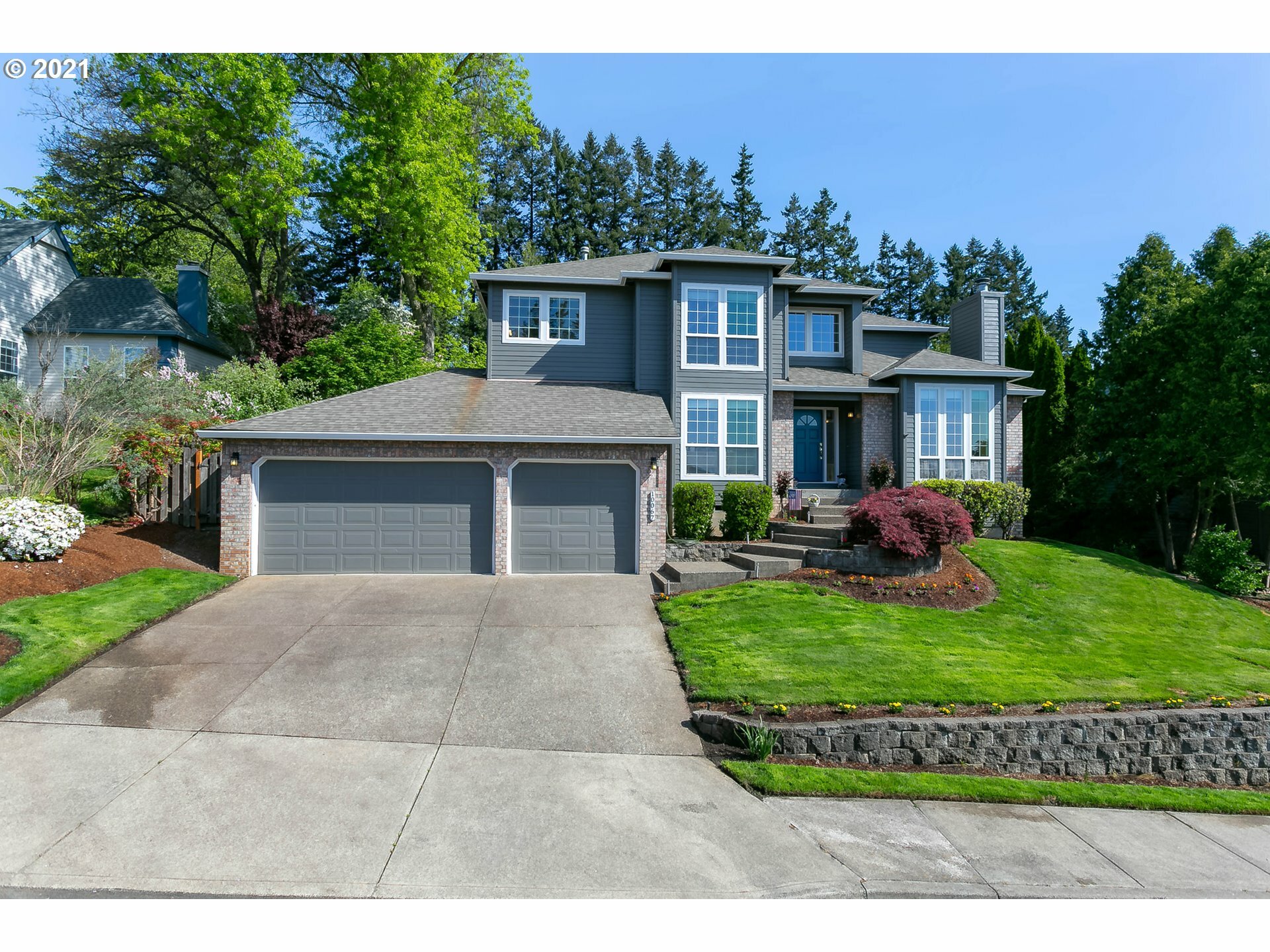 10067 SW Lady Marion Dr  Tigard OR 97224 photo