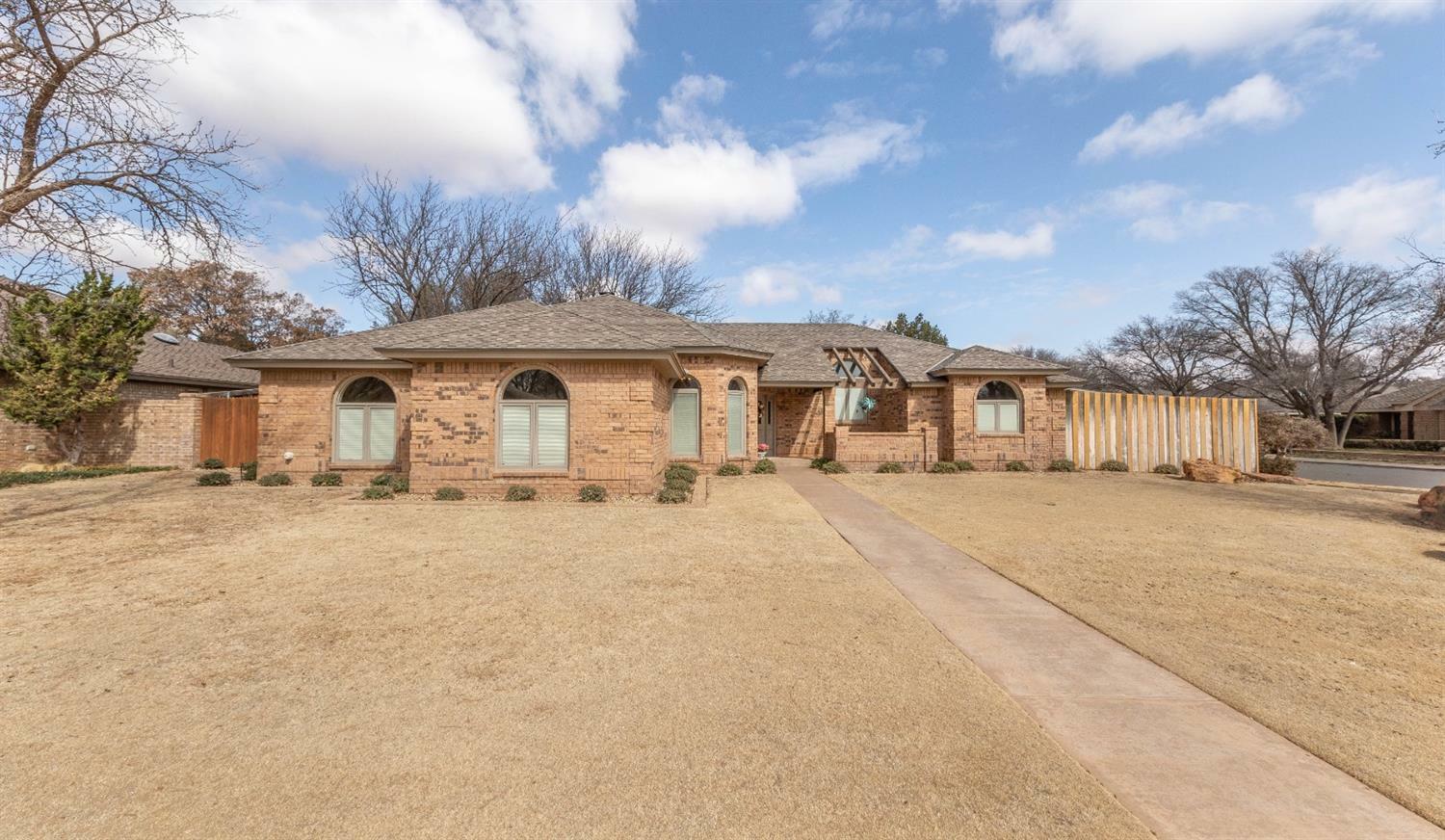 Property Photo:  4802 2nd  TX 79416 