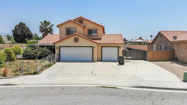 Property Photo:  1497 Malaga Drive  CA 92583 