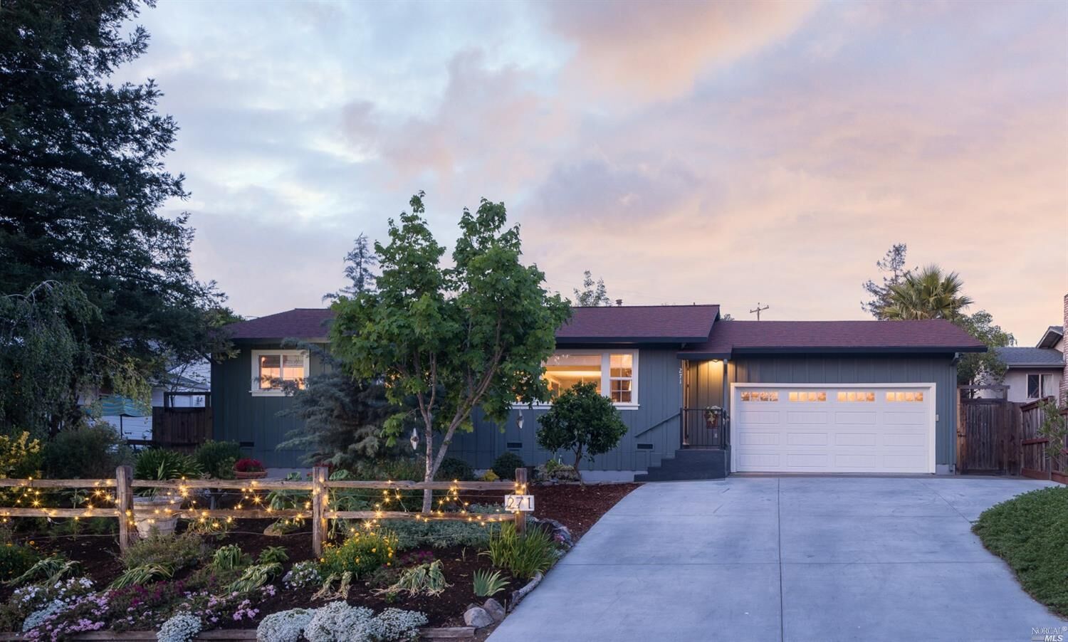 Property Photo:  271 Oak Street  CA 94951 