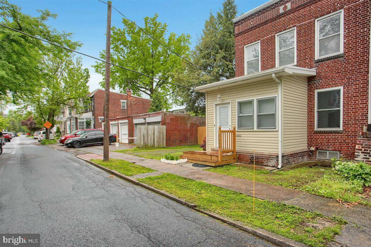 Property Photo:  2334 Penn Street  PA 17110 