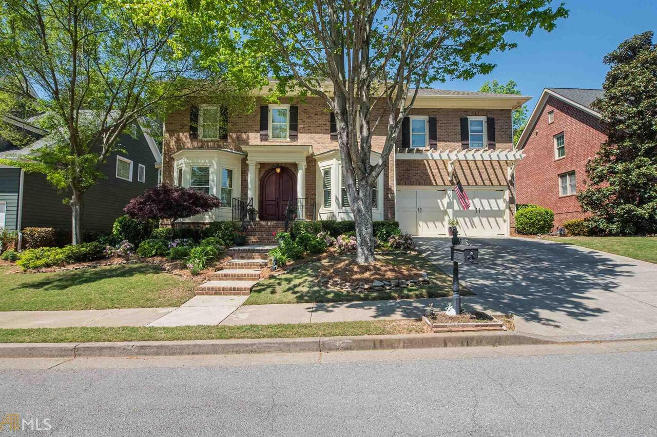 Property Photo: 8080 Georgetown Circle GA 30024