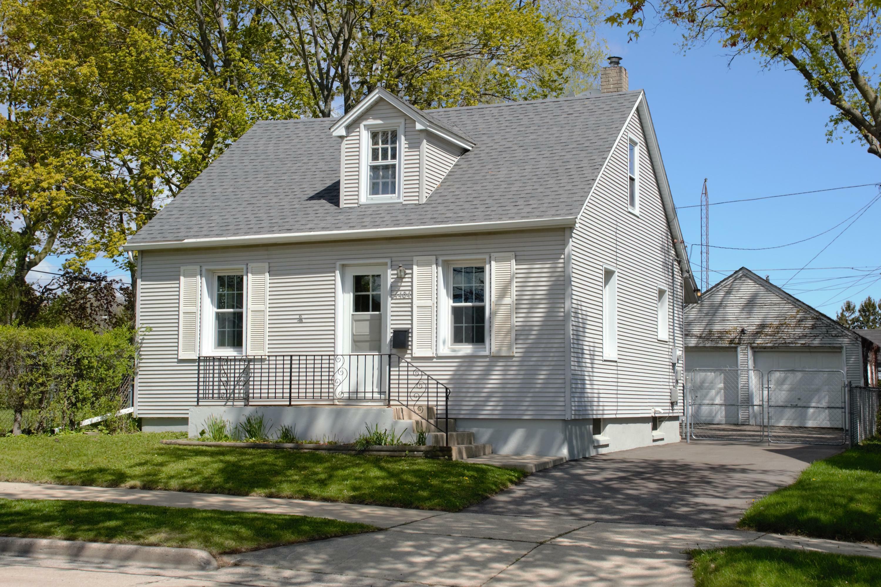 Property Photo:  4404 Victory Ave  WI 53405 