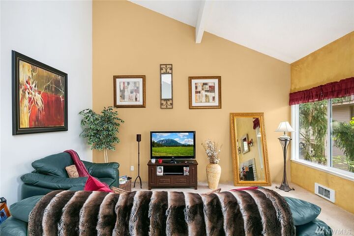 14609 NE 45th St E6  Bellevue WA 98007 photo