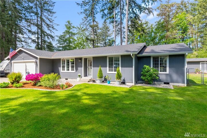 Property Photo: 13911 101st Ave Ct NW WA 98329