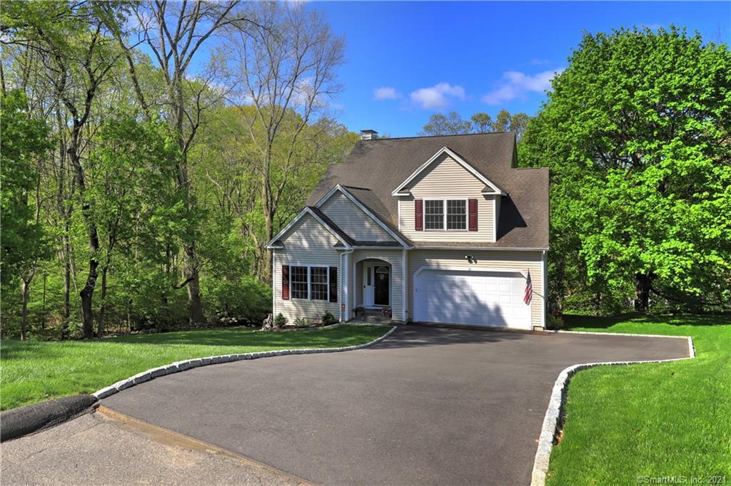 Property Photo: 11 Vista Place CT 06611