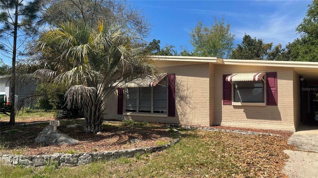 Property Photo:  1712 Nesbitt Street  FL 32725 