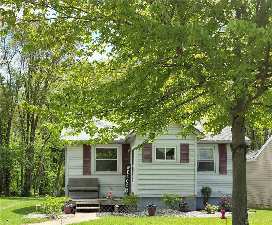 Property Photo: 1727 N County Road 25A OH 45373