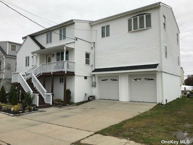 892 S 7th Street  Lindenhurst NY 11757 photo