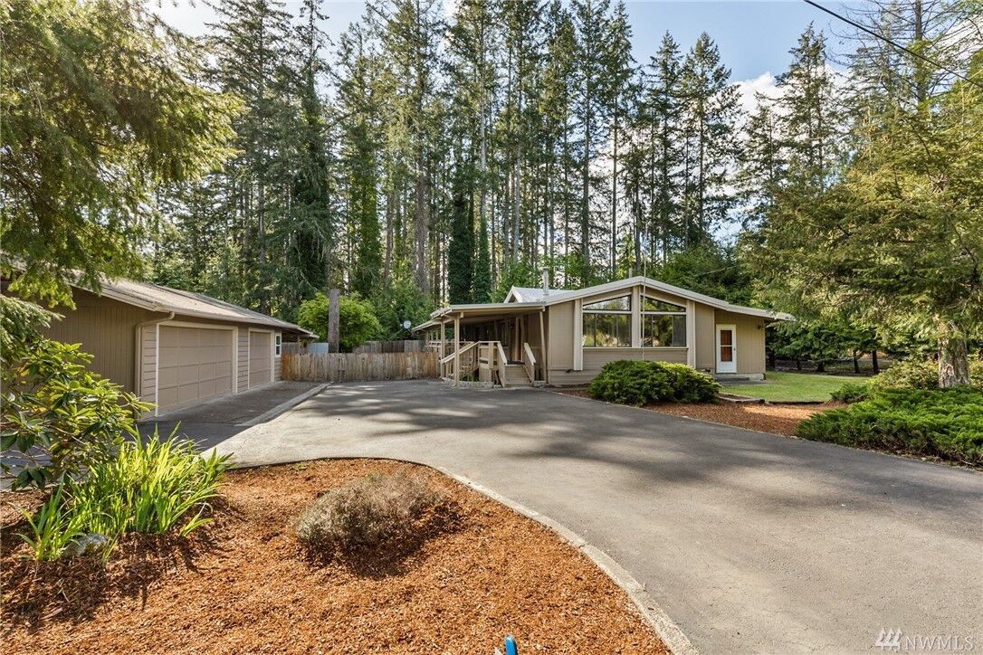 Property Photo:  301 E Annas Wy  WA 98584 