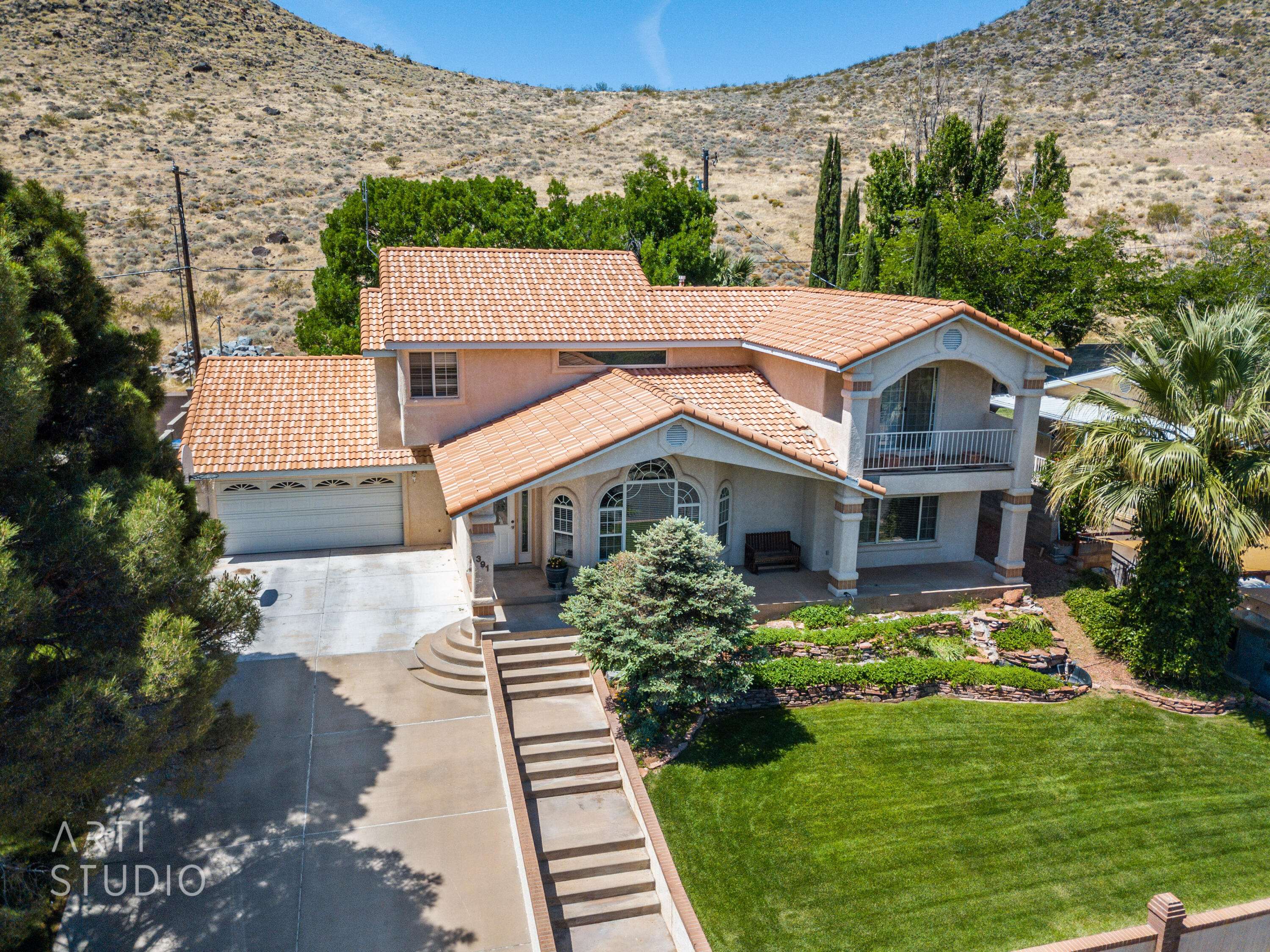 Property Photo: 391 N Donlee Dr UT 84770