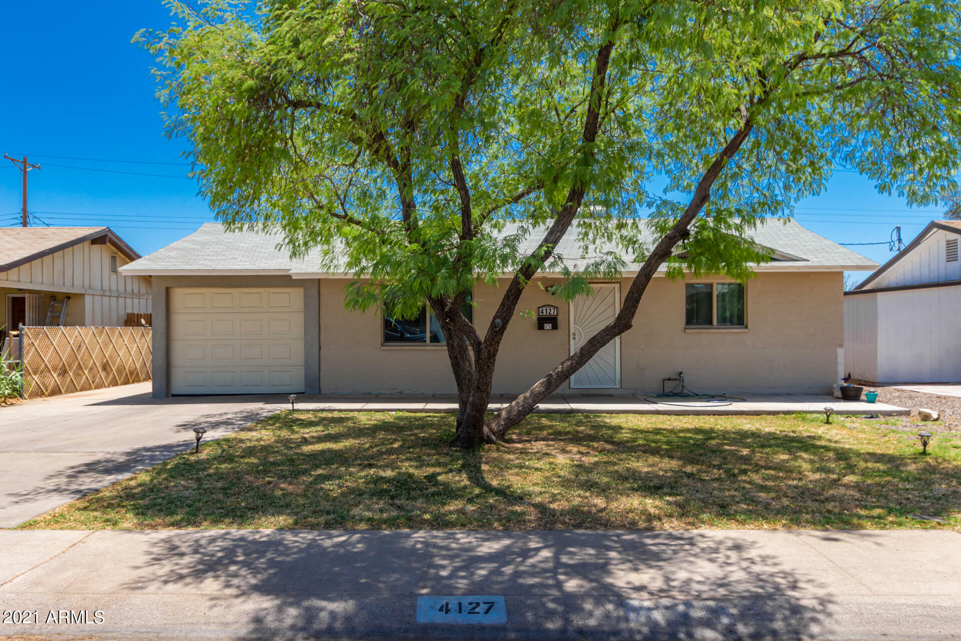 Property Photo:  4127 W Wagon Wheel Drive  AZ 85051 