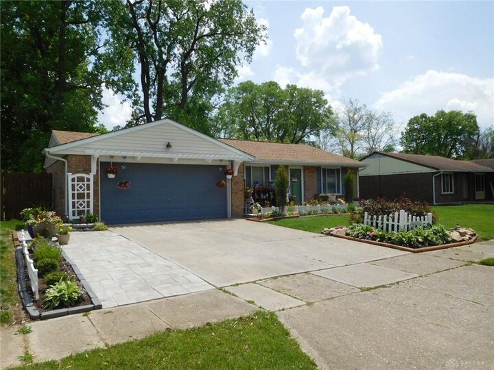 7948 Thistlewood Court  Huber Heights OH 45424 photo