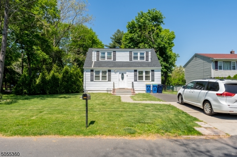 Property Photo:  340 Hillcrest Ave  NJ 08873 