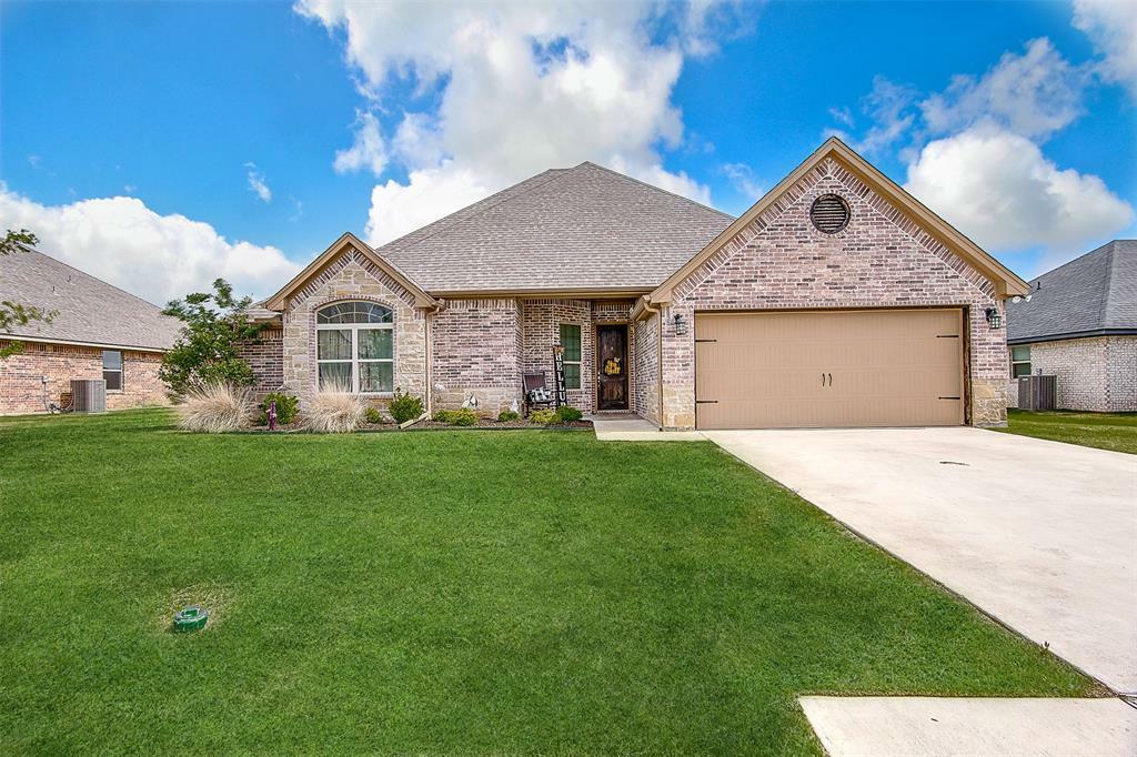 Property Photo:  210 McKittrick Lane  TX 76044 