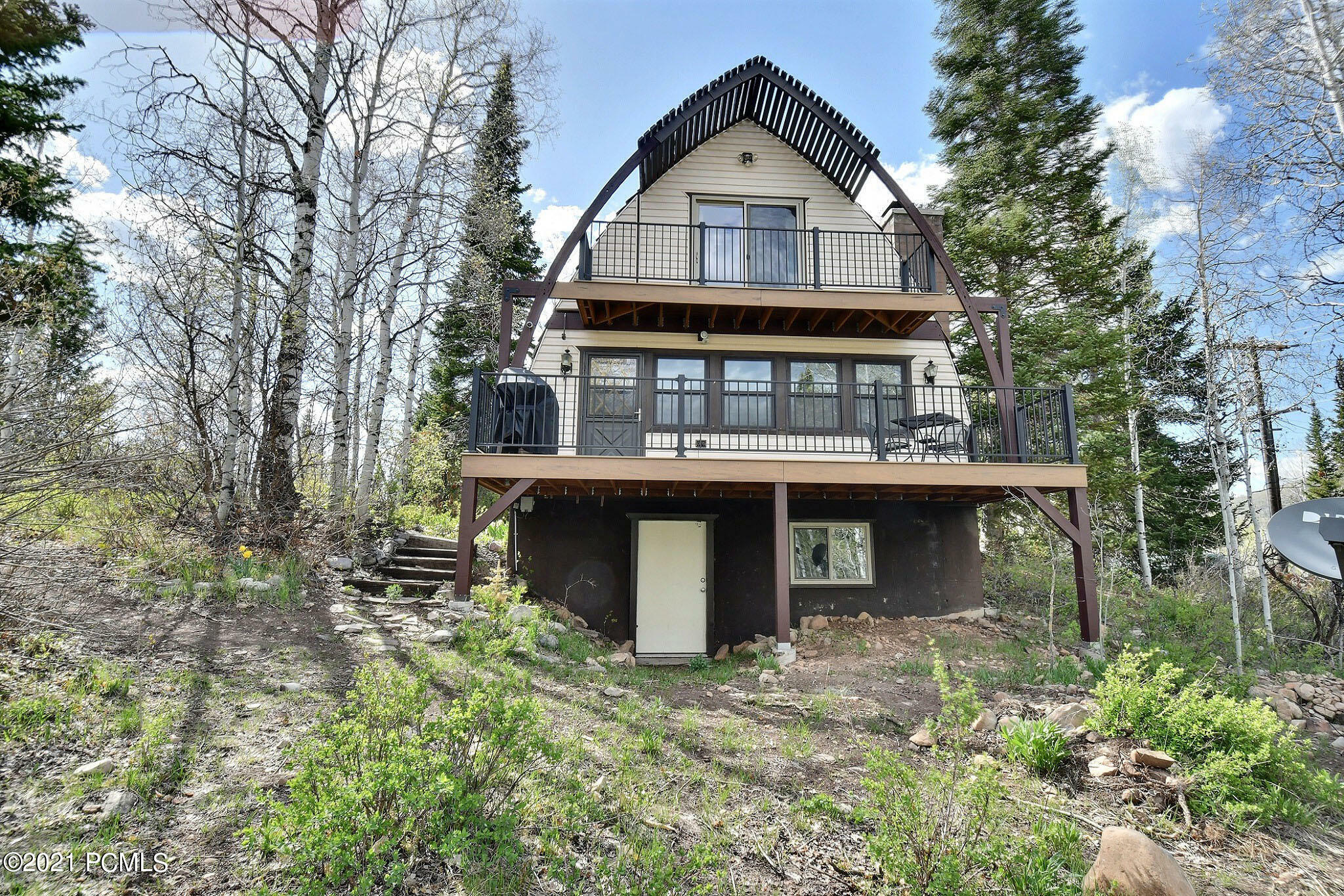 Property Photo:  5579 (327) E Targhee Drive  UT 84055 