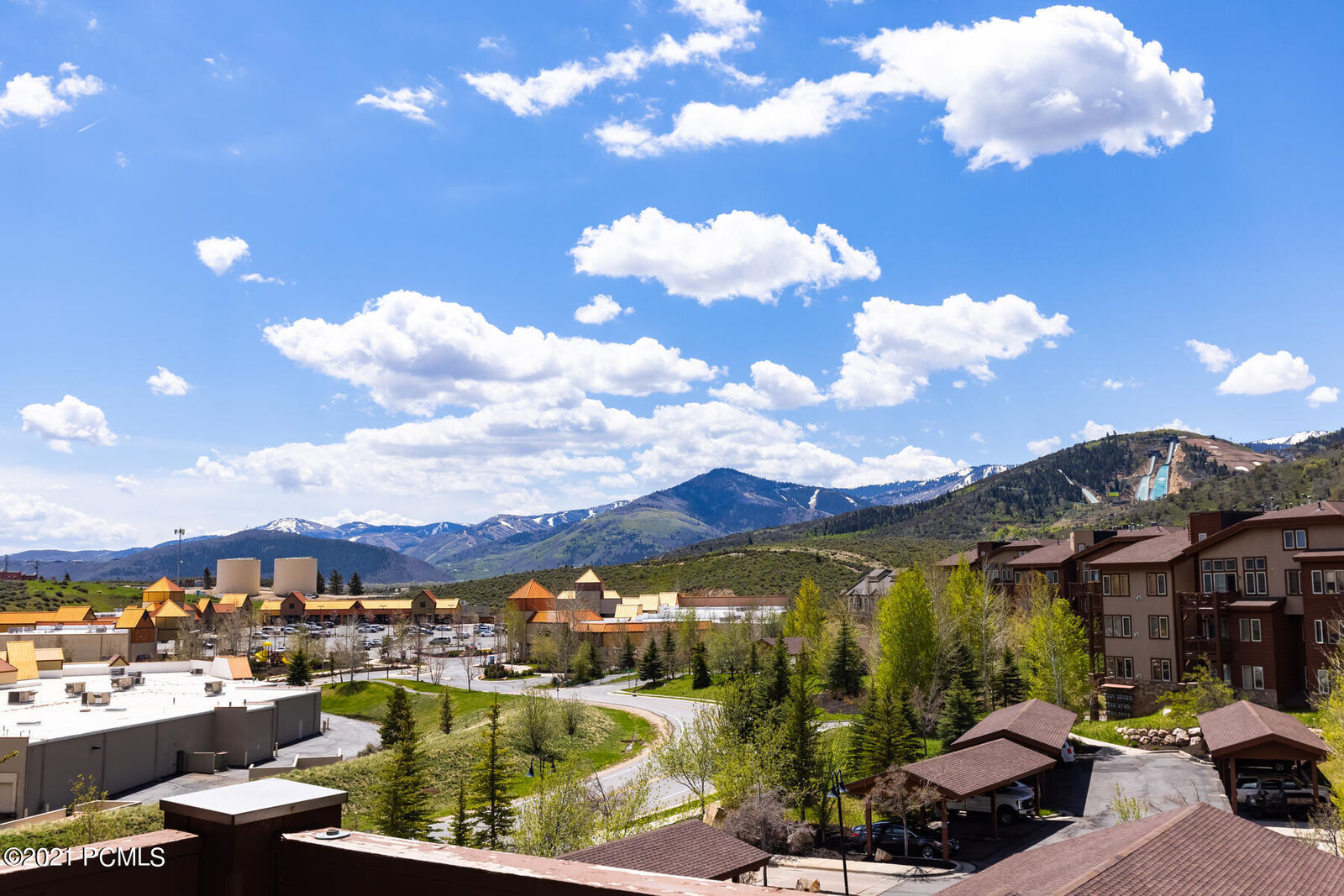 Property Photo: 6785 N 2200 A305 UT 84098