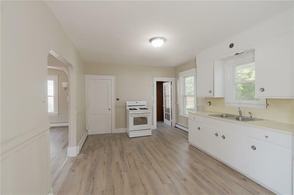 Property Photo:  297 Burnside Av  RI 02895 