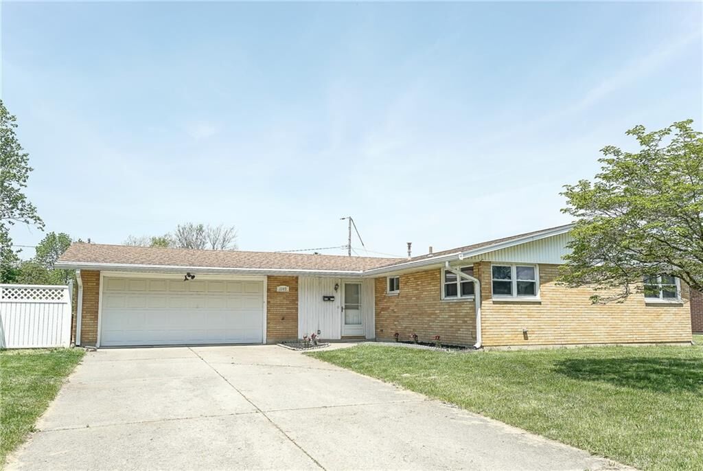 Property Photo:  1149 Saratoga Drive  OH 45324 