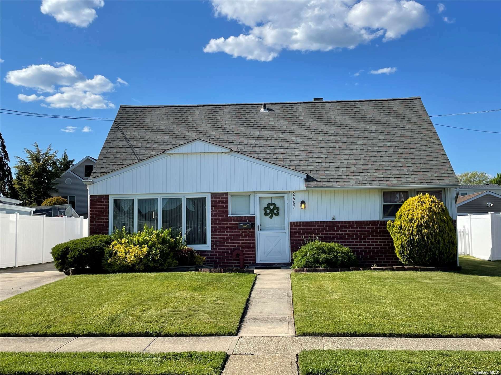 2667 Shirley Lane  Bellmore NY 11710 photo