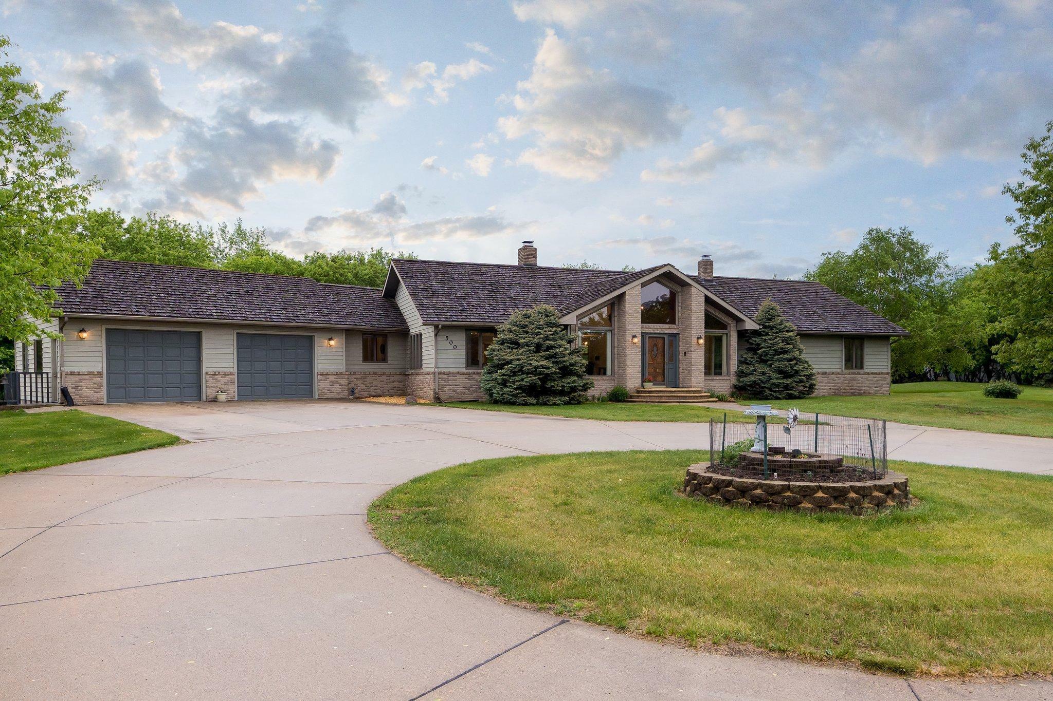 Property Photo: 500 Valley View Drive MN 56021