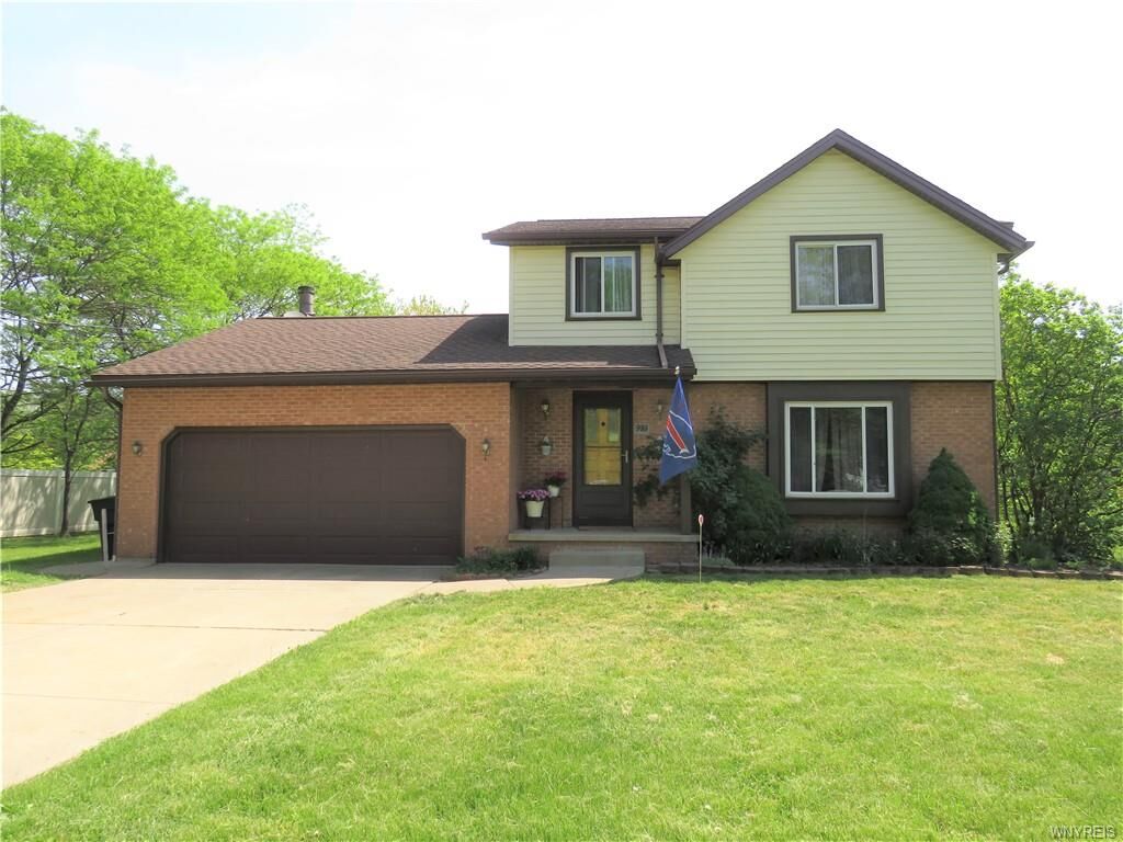 Property Photo:  939 Baseline Road  NY 14072 