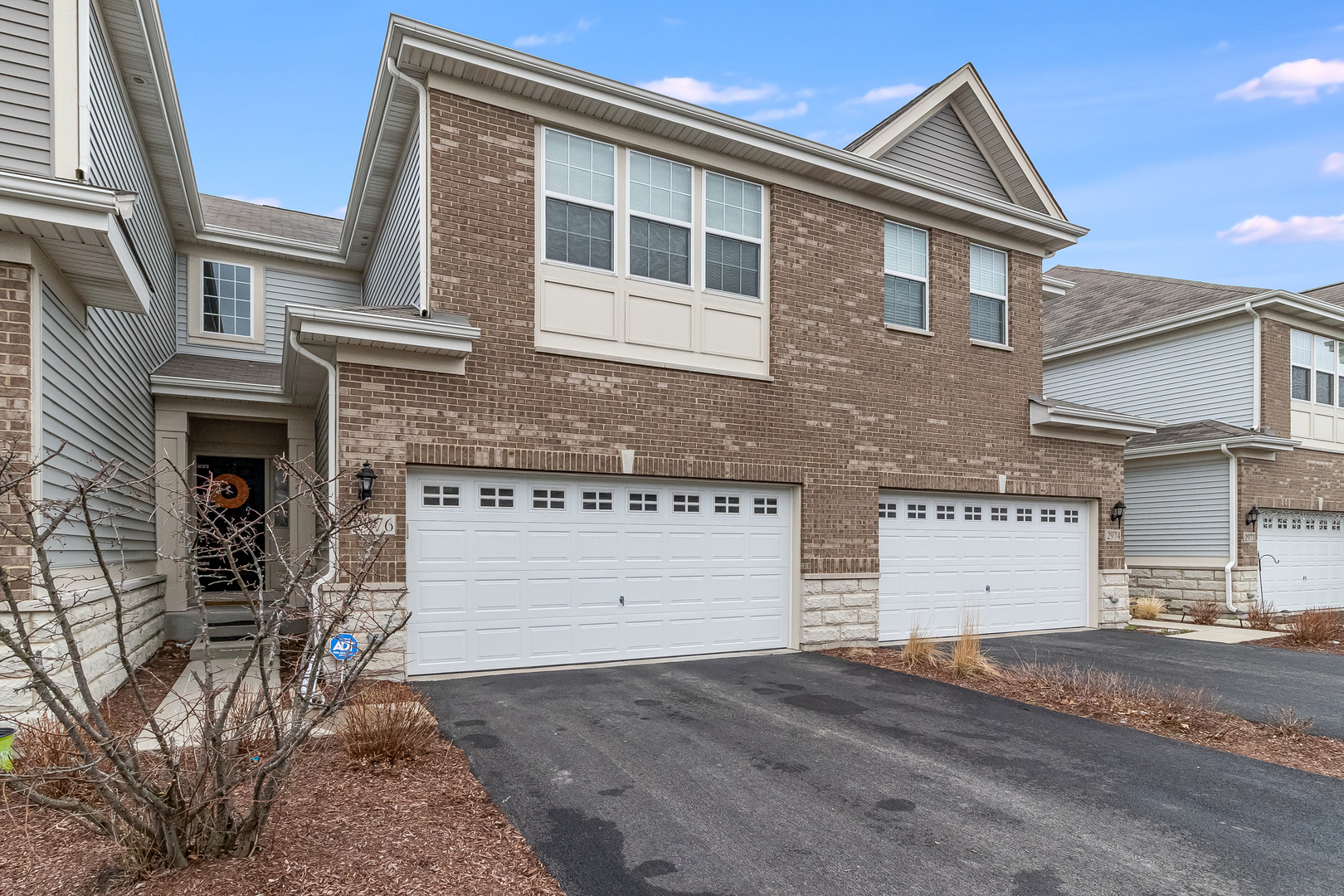 Property Photo:  2976 Henley Lane  IL 60540 