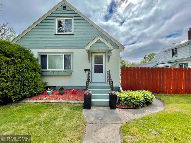 Property Photo: 914 NW 3rd Avenue MN 55744