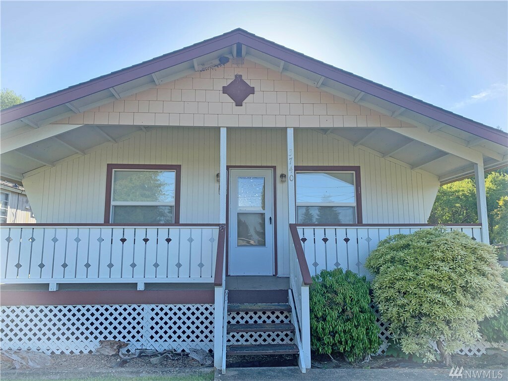 Property Photo:  3740 Paradise Bay Rd  WA 98365 