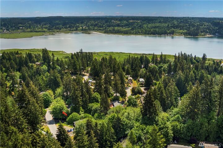 Property Photo:  131 NE Barbara Blvd  WA 98528 