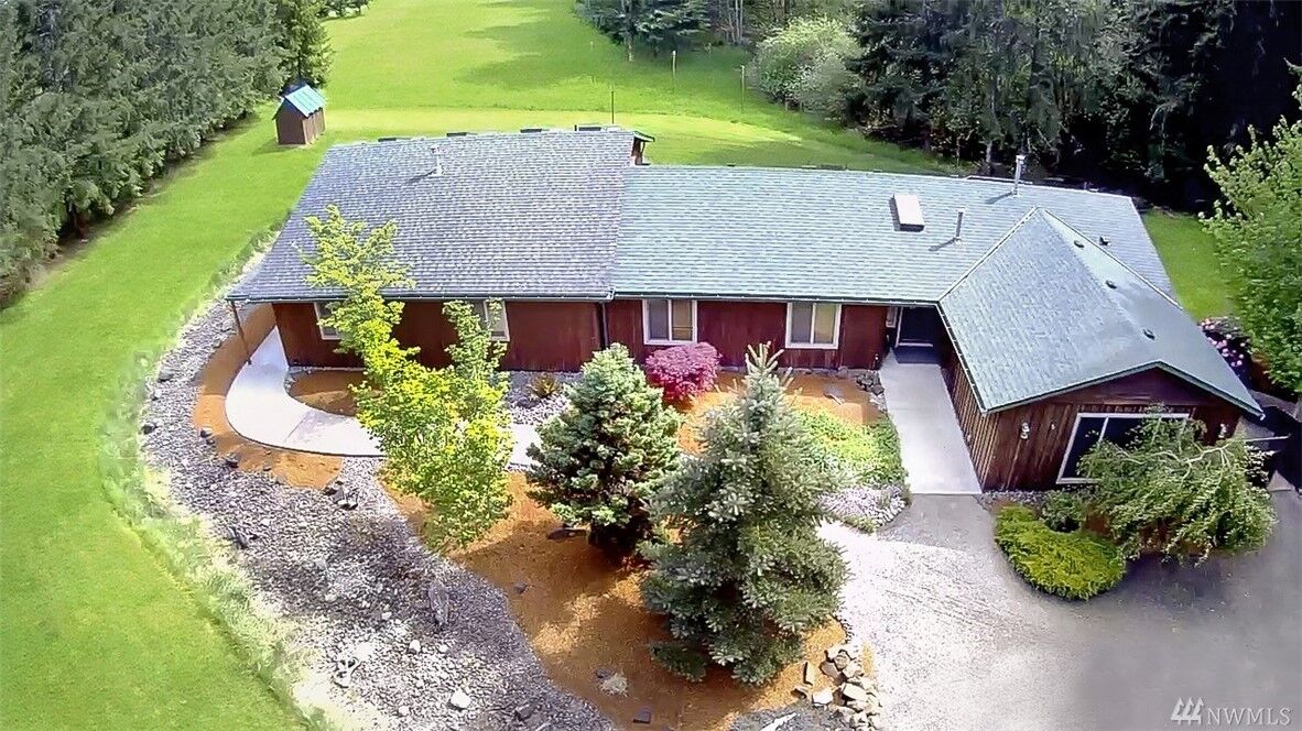 Property Photo:  197 Stankey Rd  WA 98611 