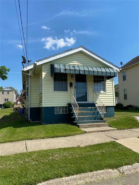 Property Photo:  1502 3rd St  PA 15065 