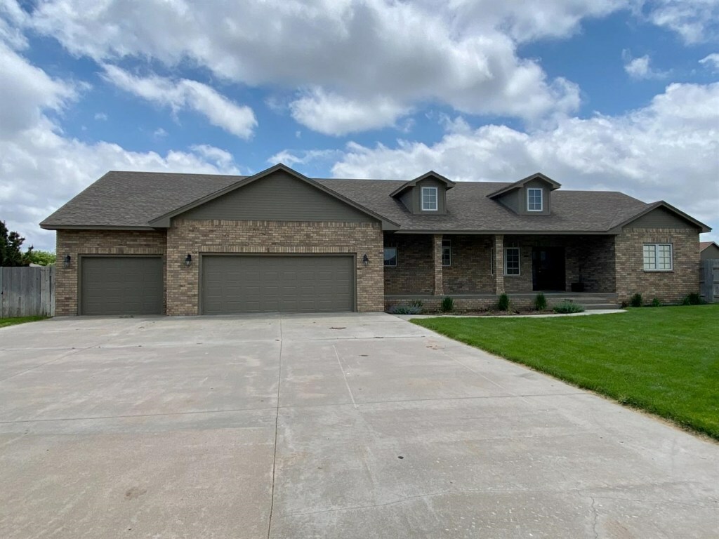 Property Photo:  2901 Castlewood Place  KS 67846 