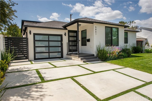 Property Photo:  5861 Encino Avenue  CA 91316 