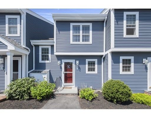 Property Photo: 8 Hobart Ln 8 MA 02370