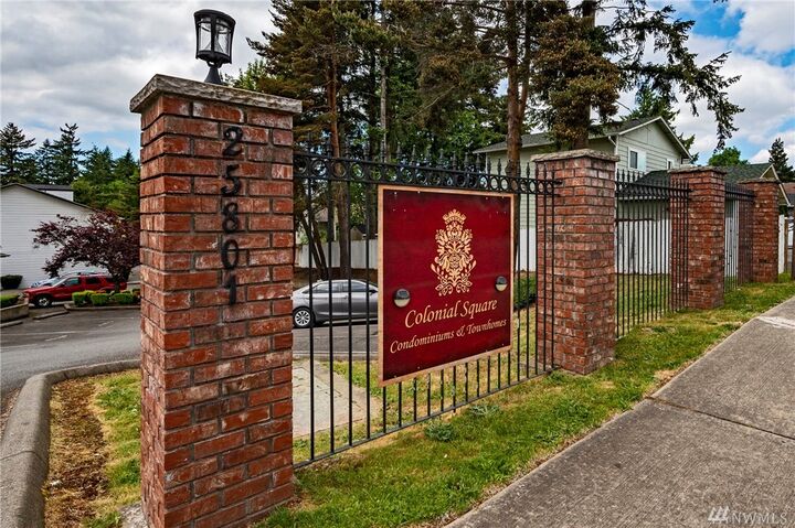 Property Photo:  25815 114th Place SE D-102  WA 98030 