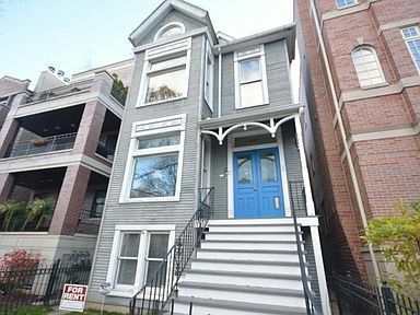 Property Photo: 827 W Wrightwood Avenue 1 IL 60614