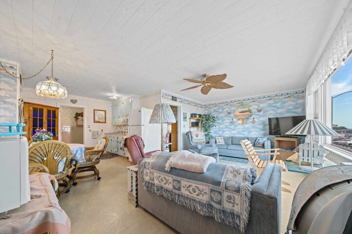 Property Photo:  405 Ocean Boulevard 3  NH 03842 