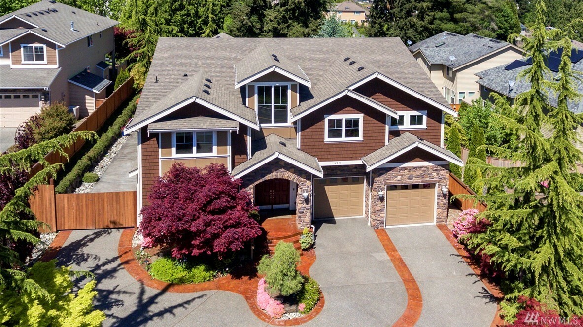 Property Photo:  3211 171st St SW  WA 98037 