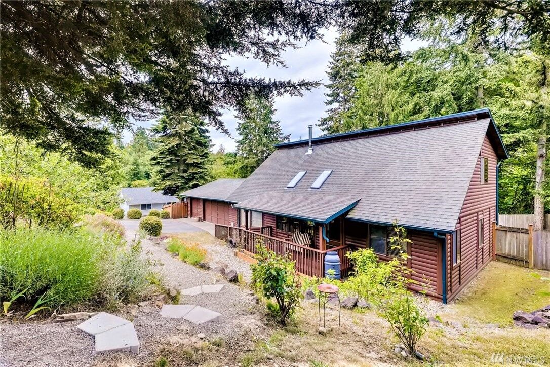 Property Photo:  23037 16th Ave S  WA 98198 