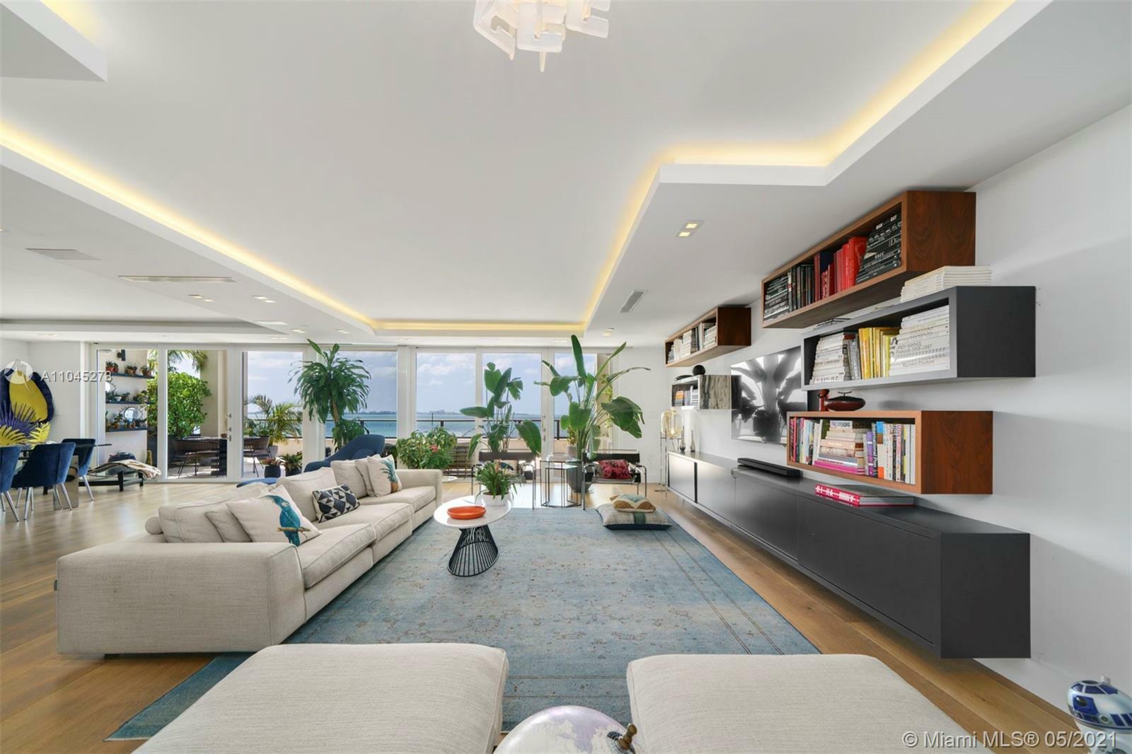Property Photo: 3535 Hiawatha Ave 504 FL 33133