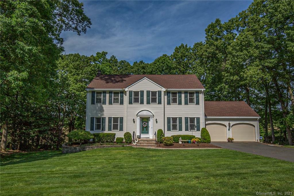 Property Photo: 22 Ellsworth Lane CT 06029
