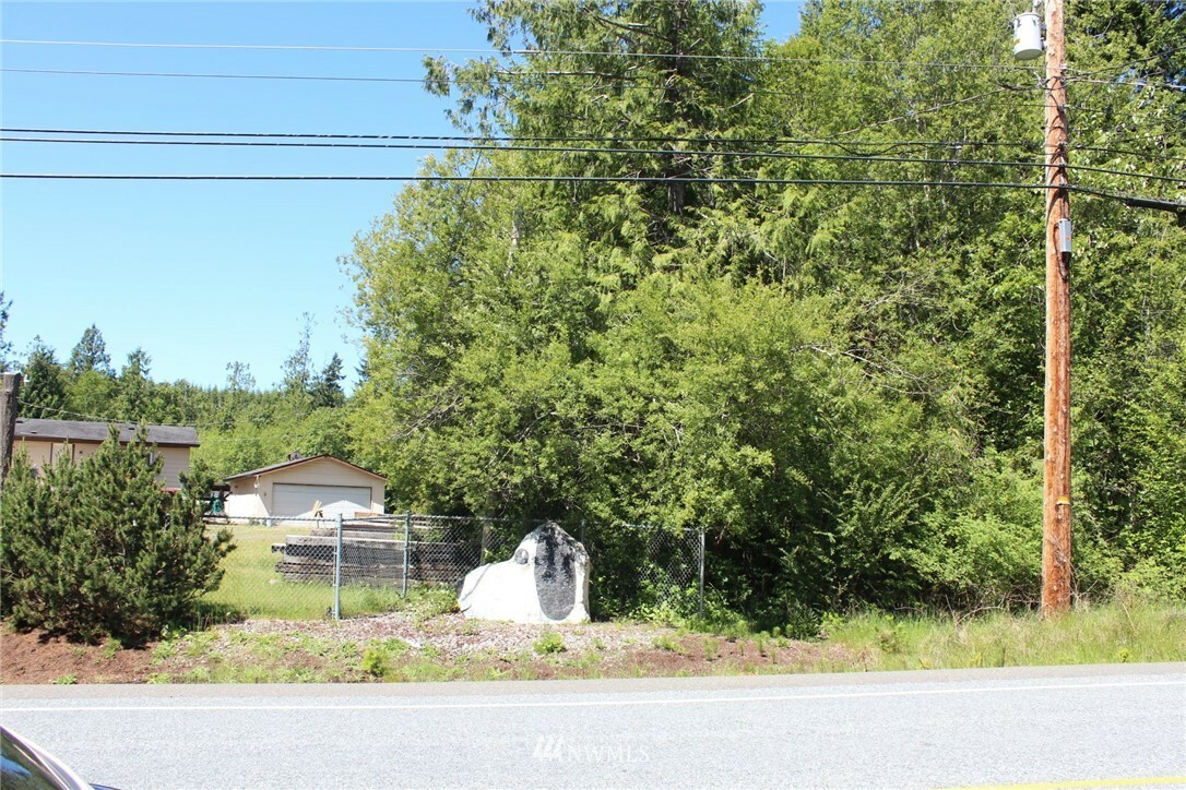 Property Photo:  5441 E Grapeview Loop Rd  WA 98524 