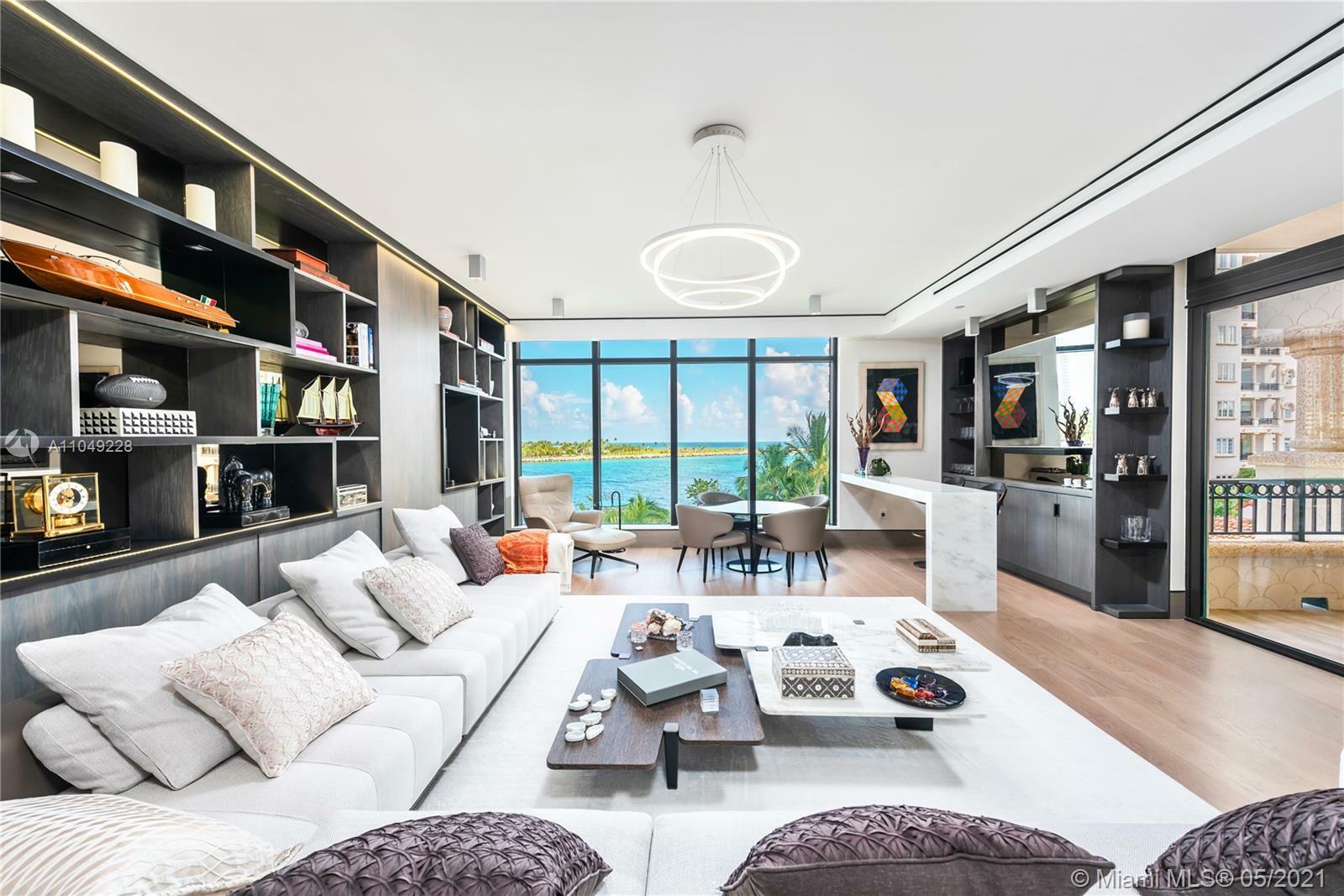 Property Photo: 7046 Fisher Island Dr 7046 FL 33109