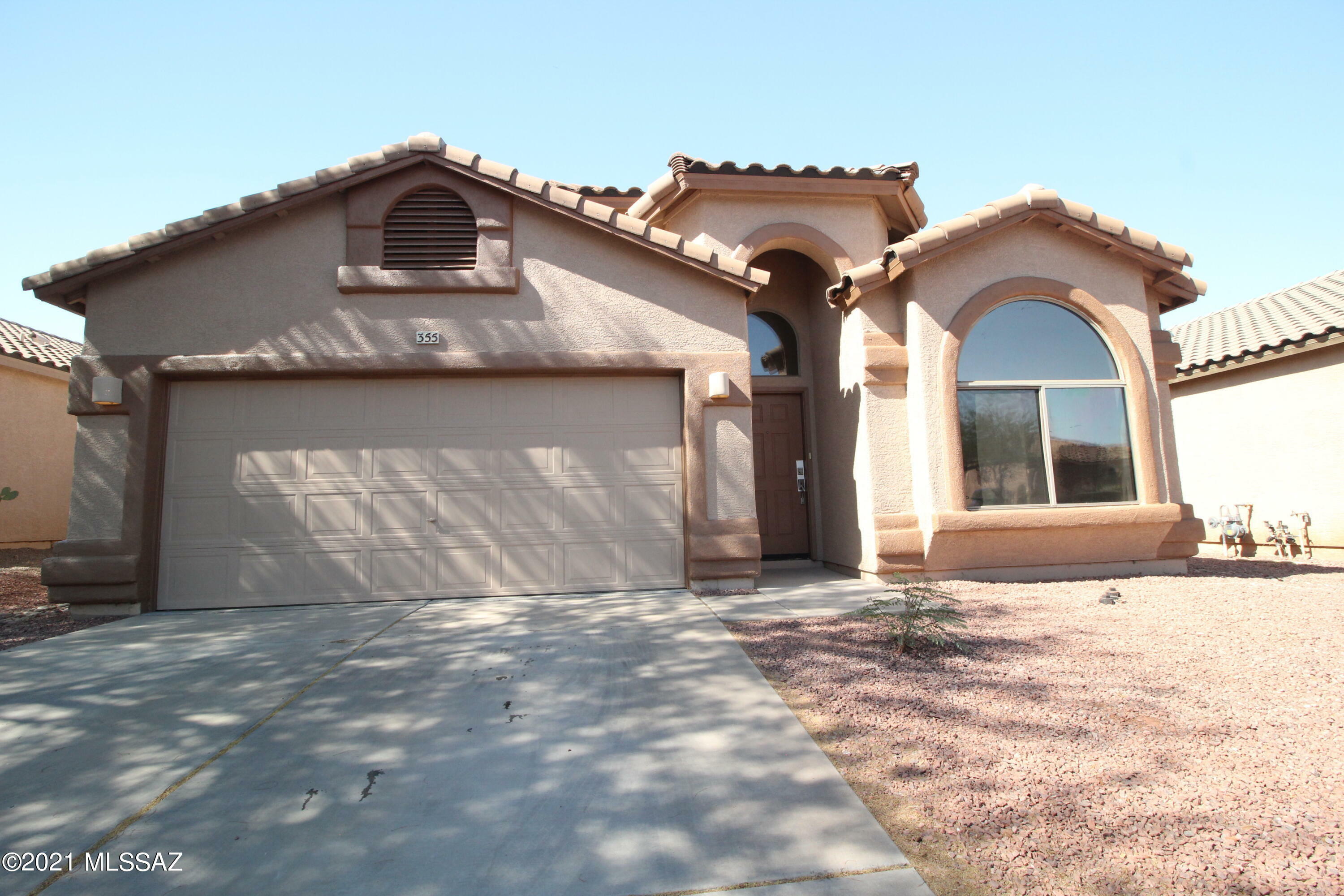 Property Photo: 355 E Camino Del Pinsapo AZ 85629