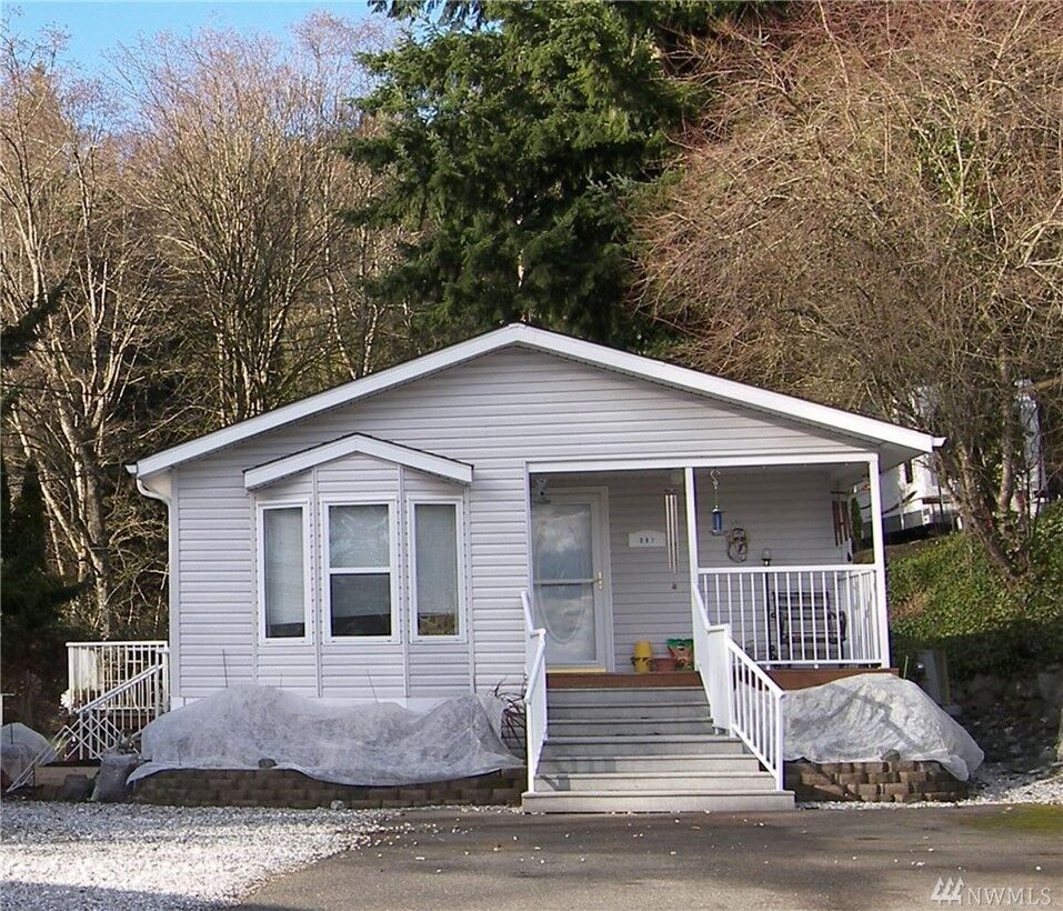 Property Photo: 921 Autumn Lane 217 WA 98229