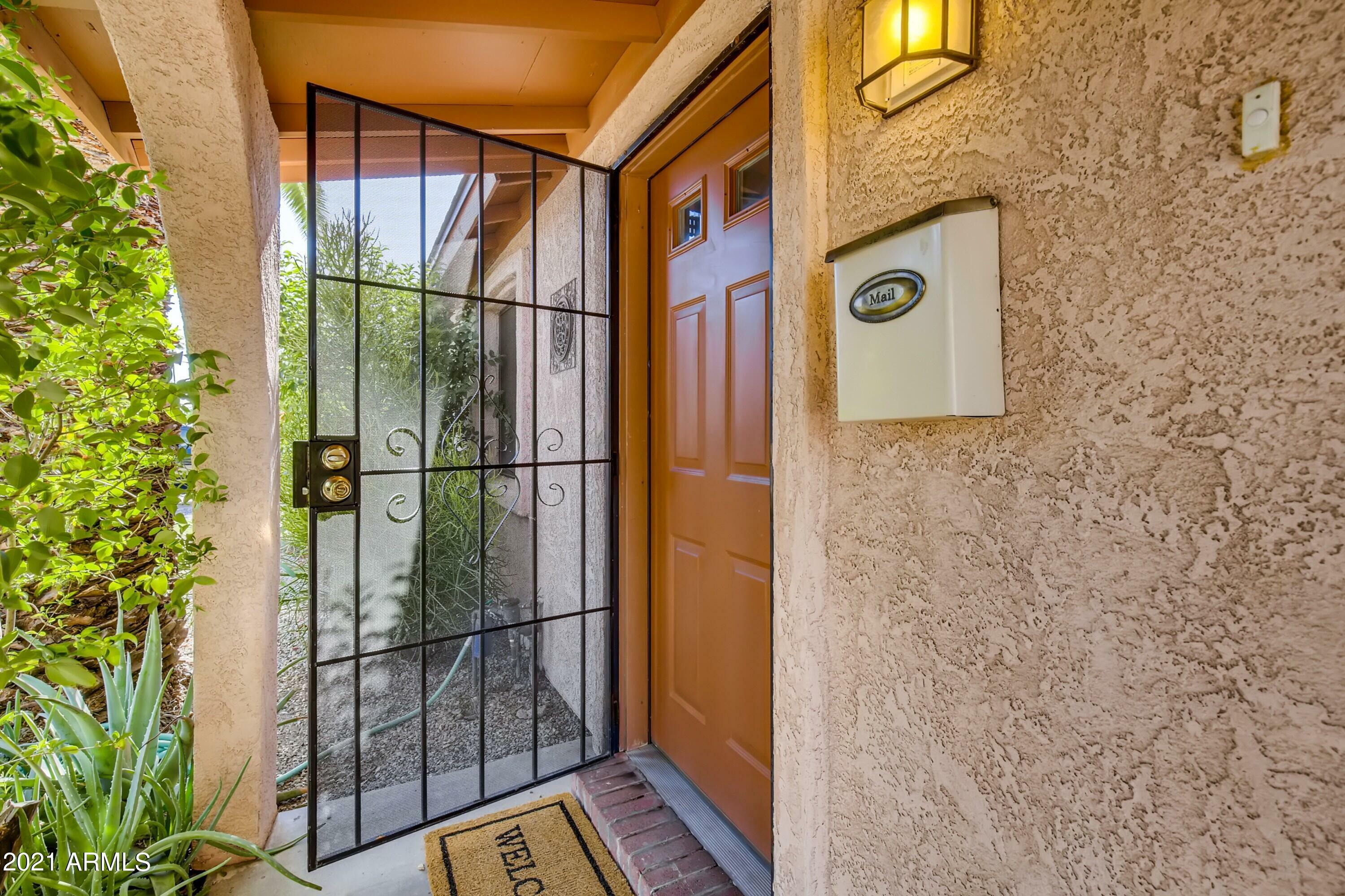 Property Photo: 3924 E Eugie Avenue AZ 85032