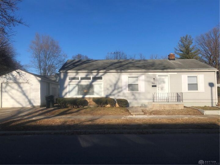 3107 W Riverview Avenue  Dayton OH 45406 photo