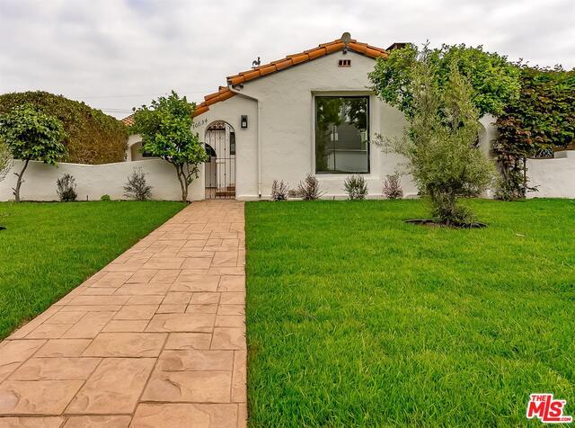 Property Photo:  10634   Wellworth Ave  CA 90024 