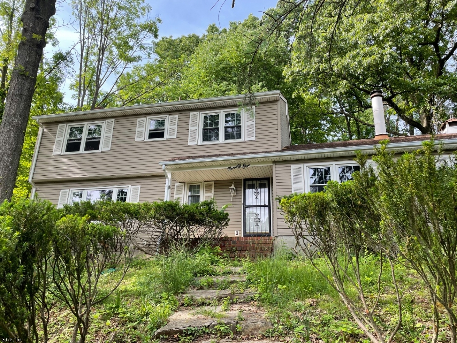 Property Photo:  91 Crestwood Rd  NJ 07866 